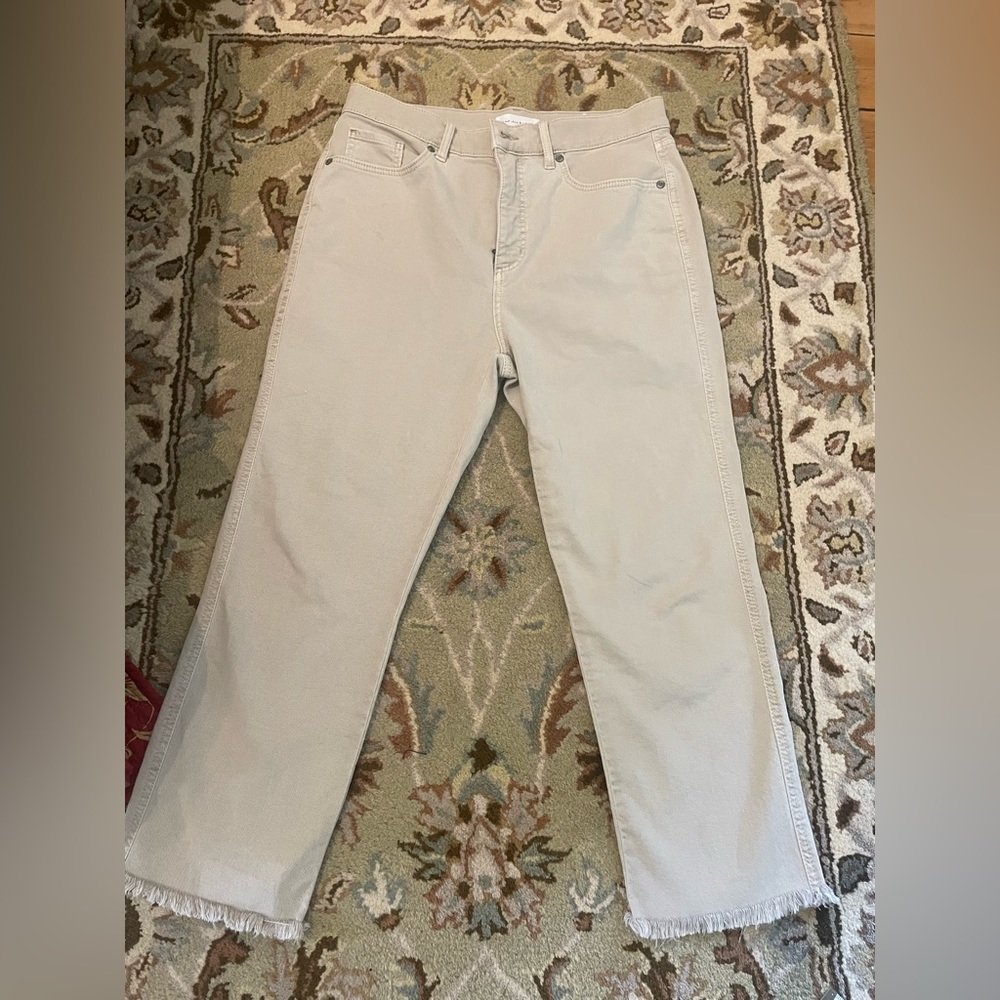 LOFT High Rise Straight Frayed Hem Cream Jeans Size 29/8